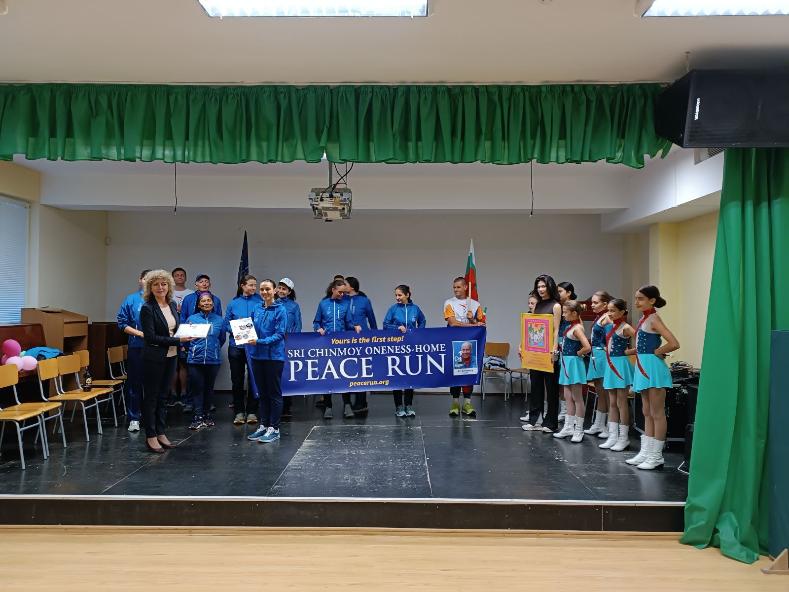 Световният Пробег на мира (PEACE RUN) премина днес през ОУ „Бачо Киро“ – Велико Търново