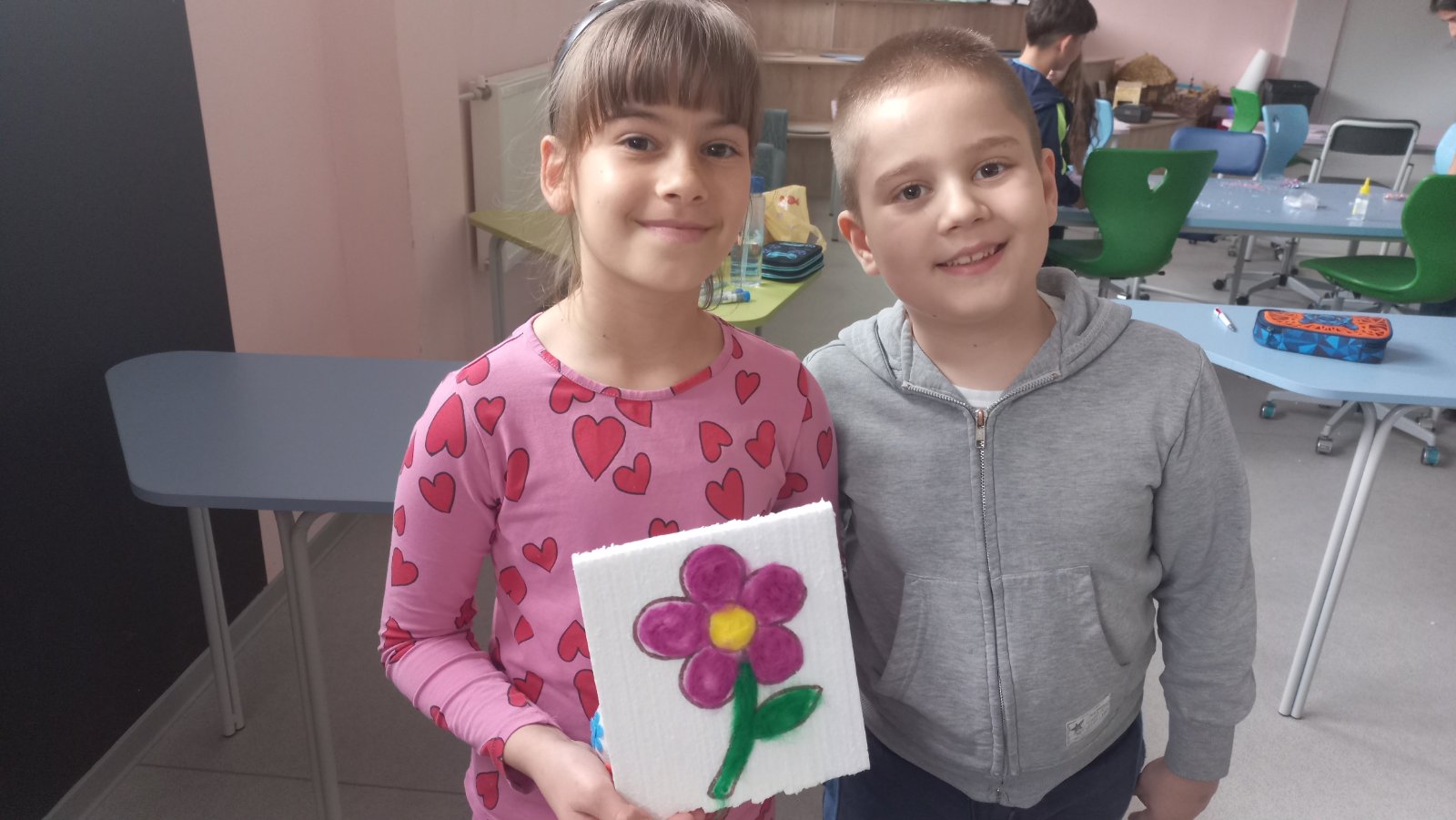 Великденски цветни чудеса твориха ученици от втори и трети клас